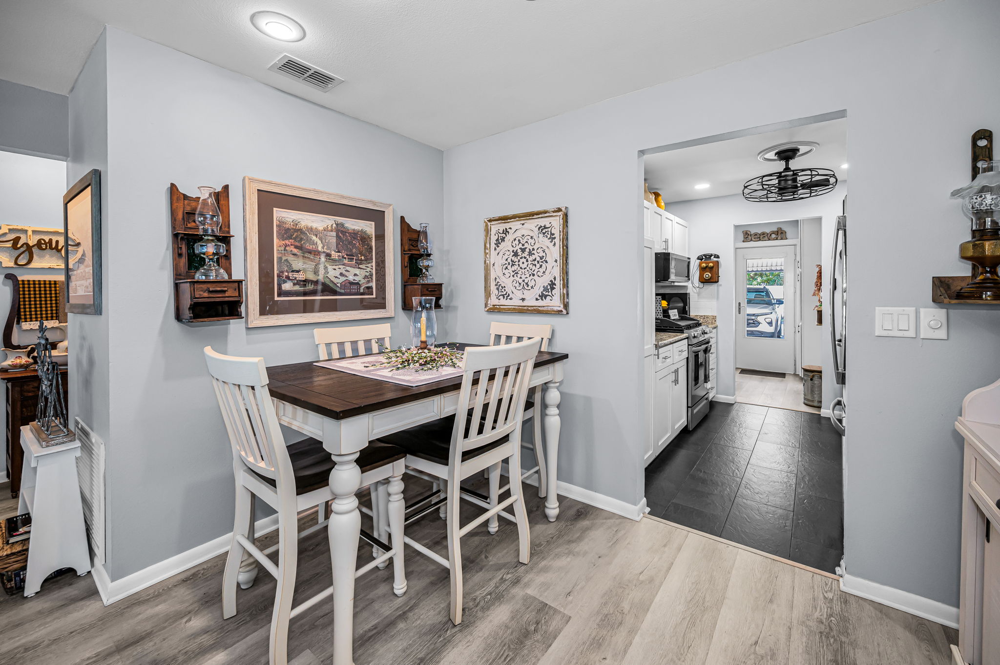 Dining Room2