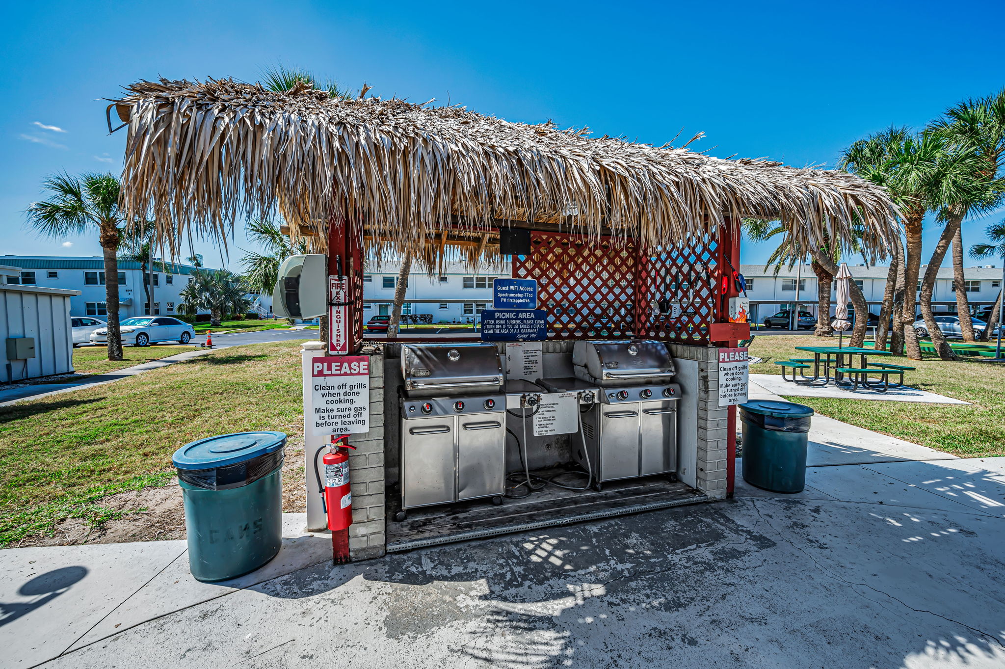 30-Tiki Hut and Grilling Area
