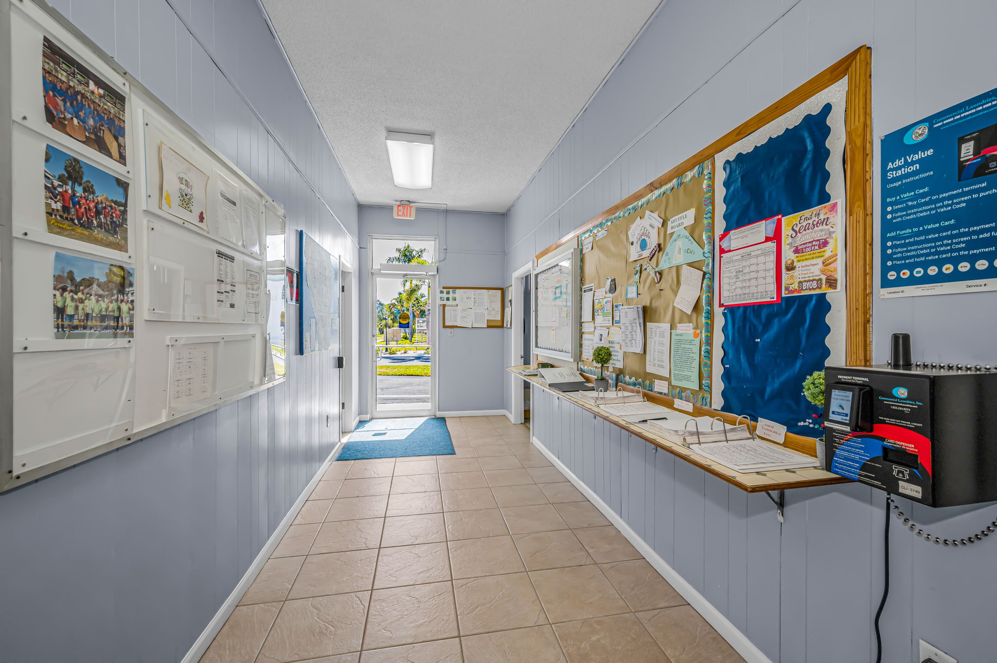 3-Clubhouse Foyer