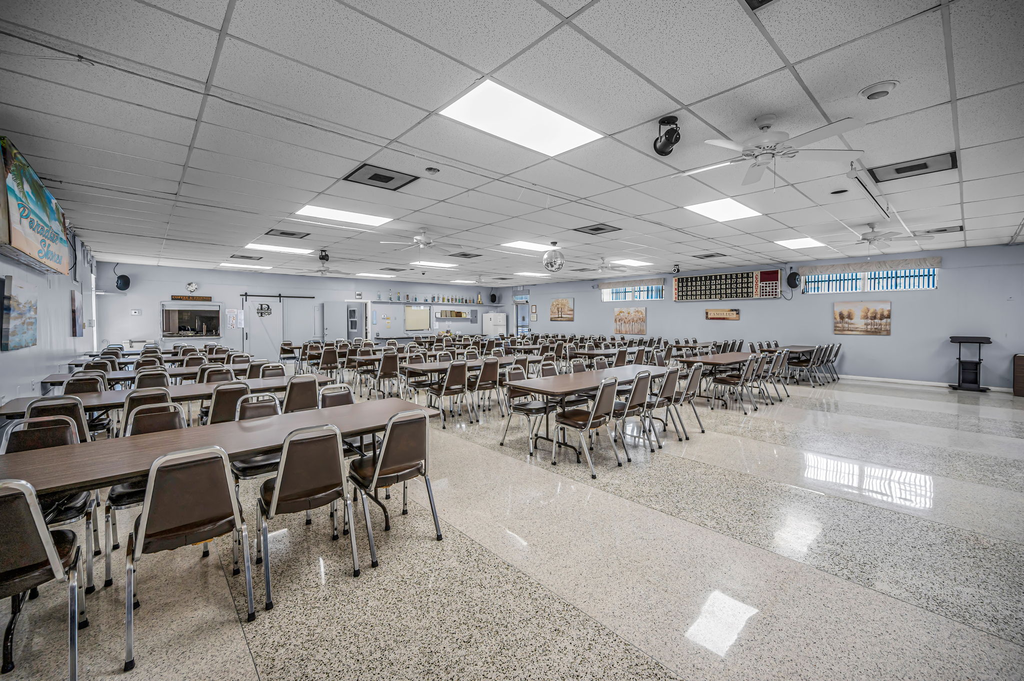 8-Clubhouse