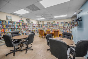 10-Clubhouse Library