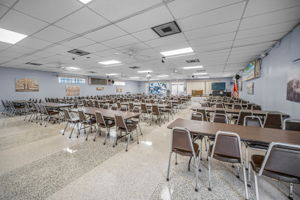 4-Clubhouse