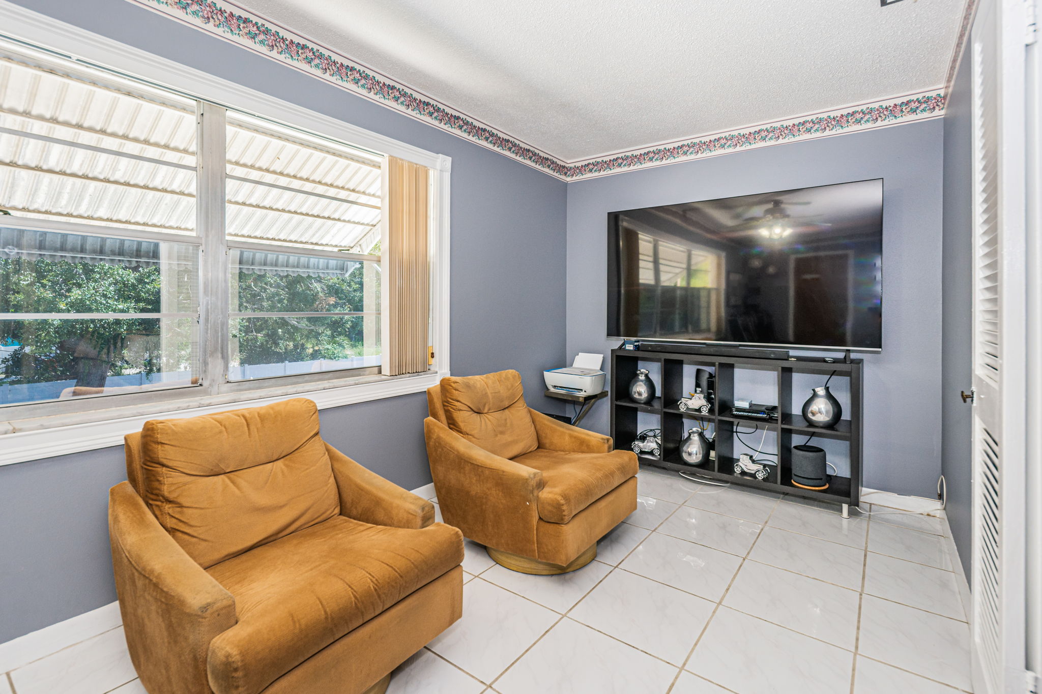 Family Room6
