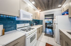 Kitchen5-2