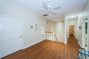 Upper Level Loft1