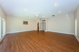 Upper Level Bonus Room1c