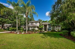 Front Exterior14