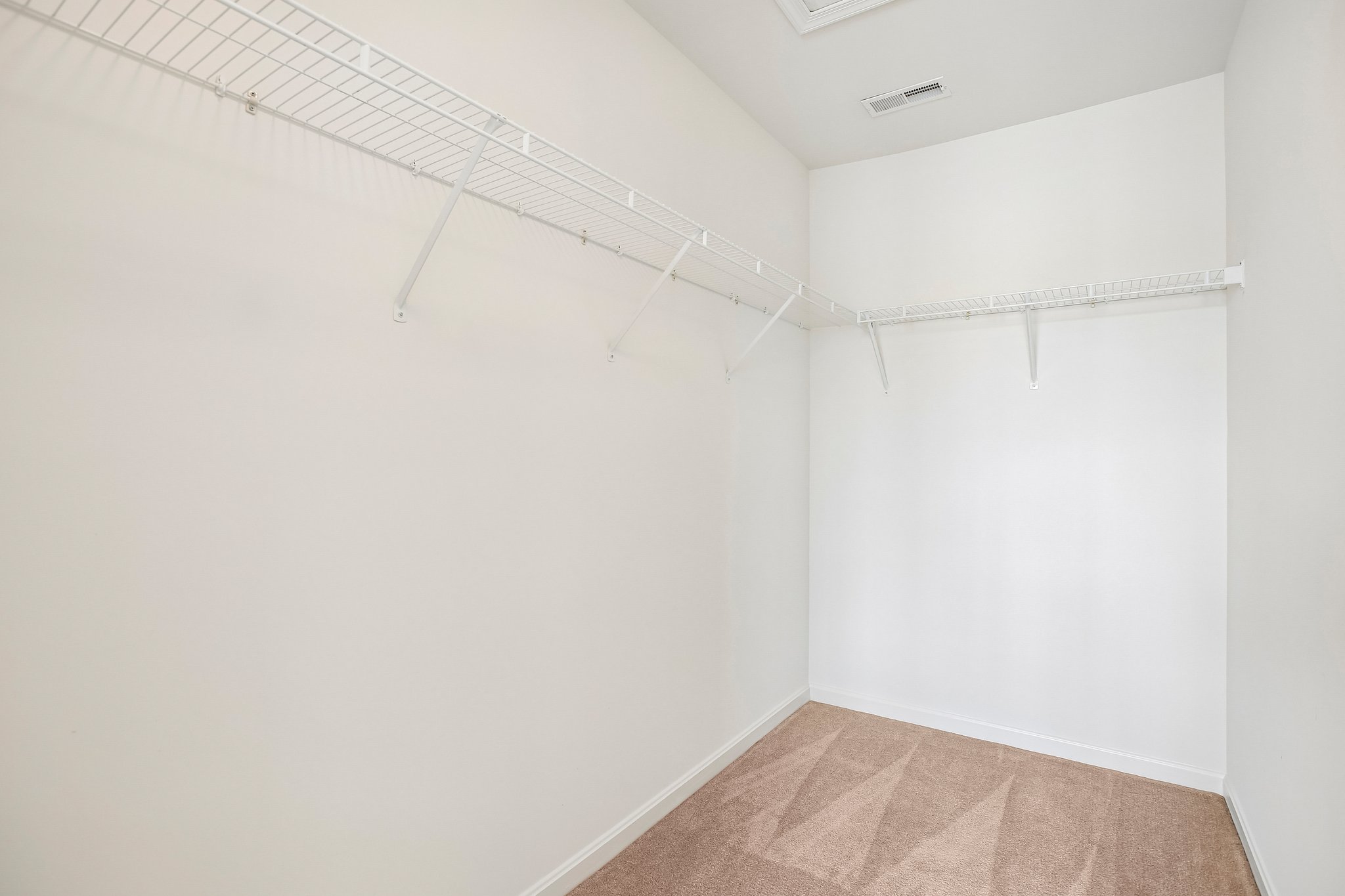 Counterpoint Cir-S0209-037.jpg