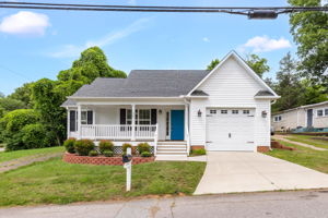 522 Glovenia St-1