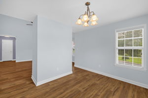 522 Glovenia St-11
