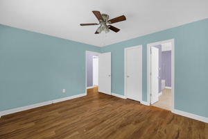522 Glovenia St-17