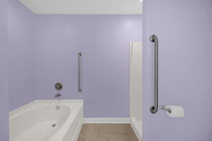 522 Glovenia St-19