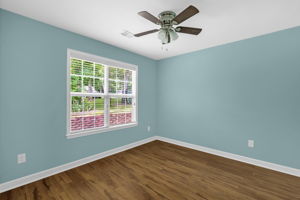 522 Glovenia St-23
