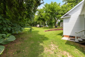 522 Glovenia St-27