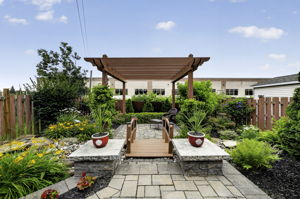  Photo 40