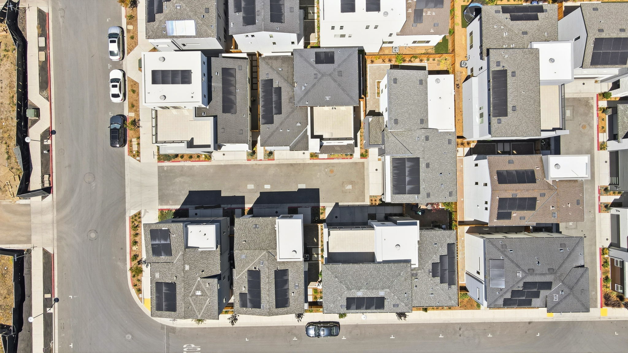 011_F8_AERIAL_522 Lapis Ct 159