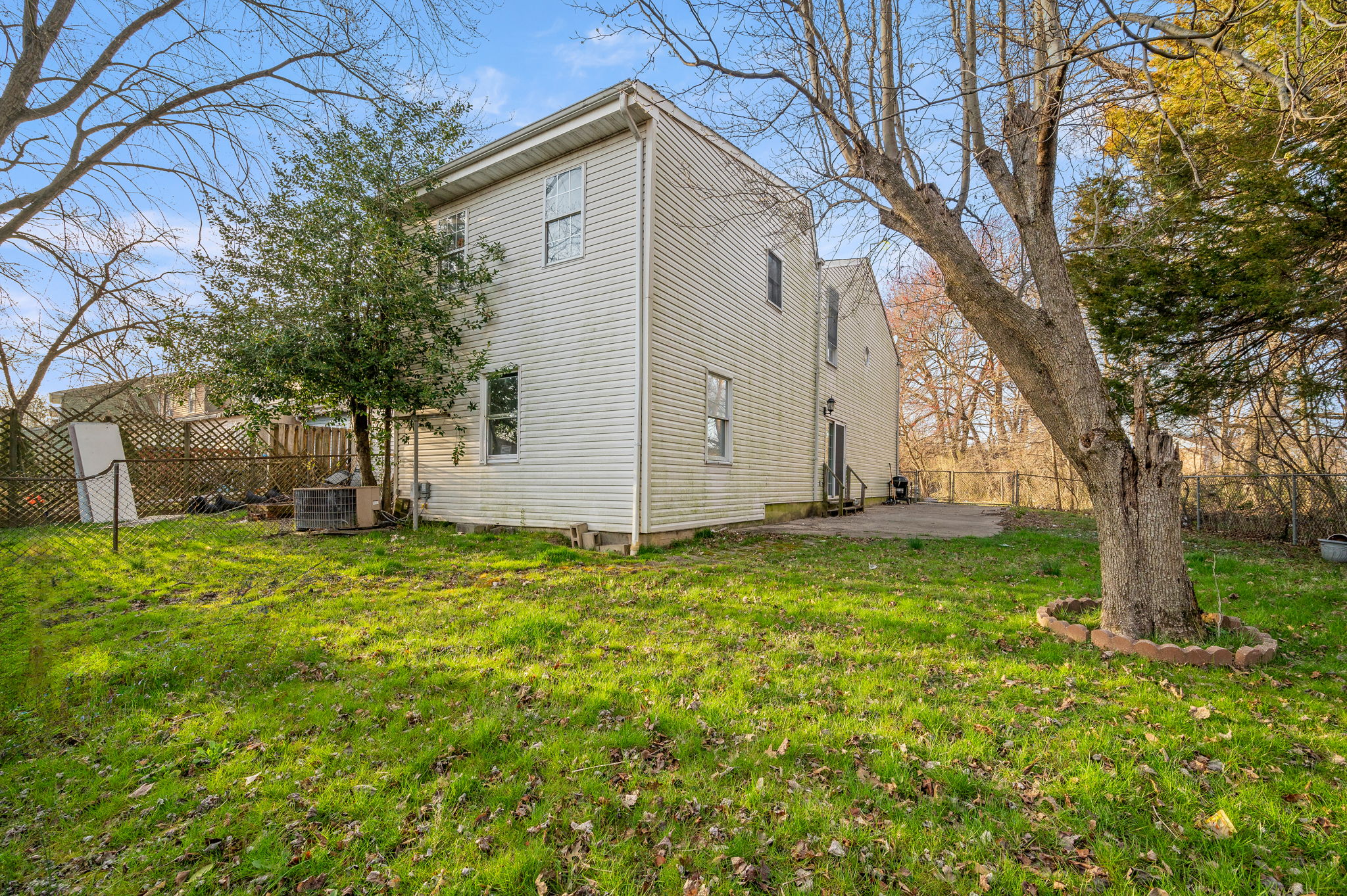 522 Stewarton Ct-23