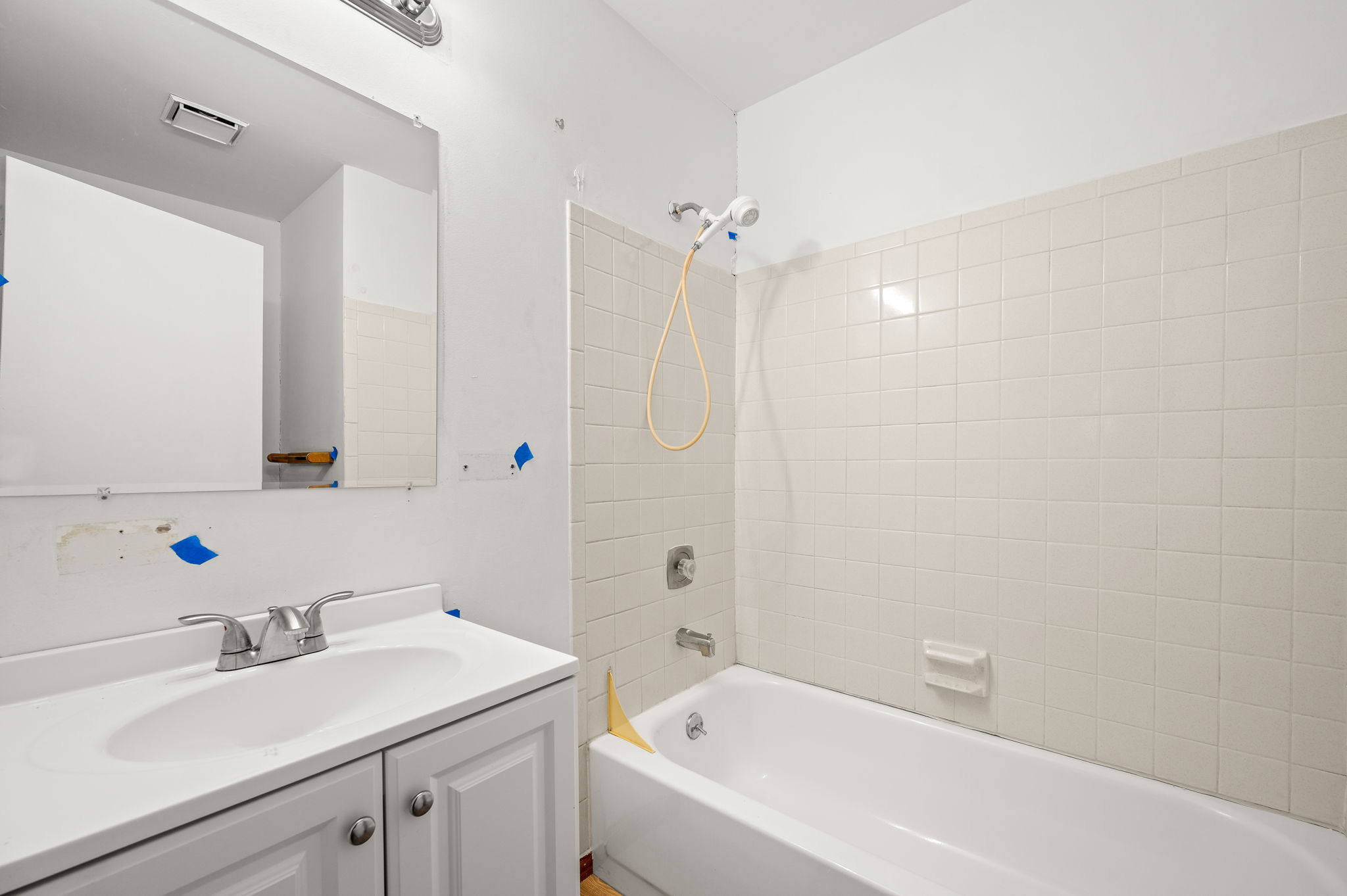 522 Stewarton Ct-15