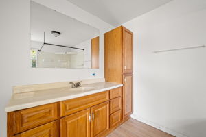 522 Stewarton Ct-20