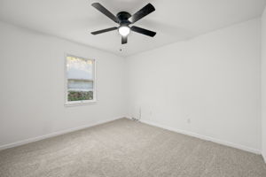 522 Stewarton Ct-12