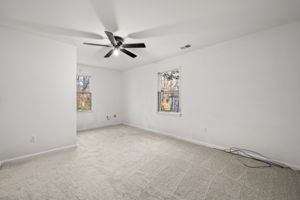 522 Stewarton Ct-9