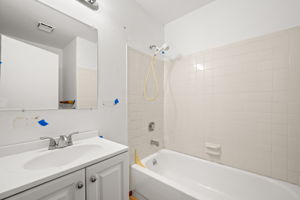 522 Stewarton Ct-15