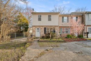 522 Stewarton Ct-29