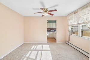 Oakton St 410-S0505-012.jpg