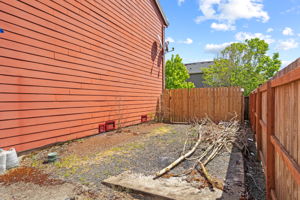  Photo 44