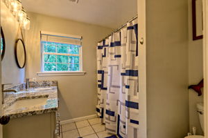  Photo 44