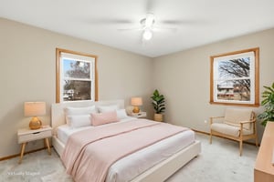 0Y0A6116 virtually staged.jpeg