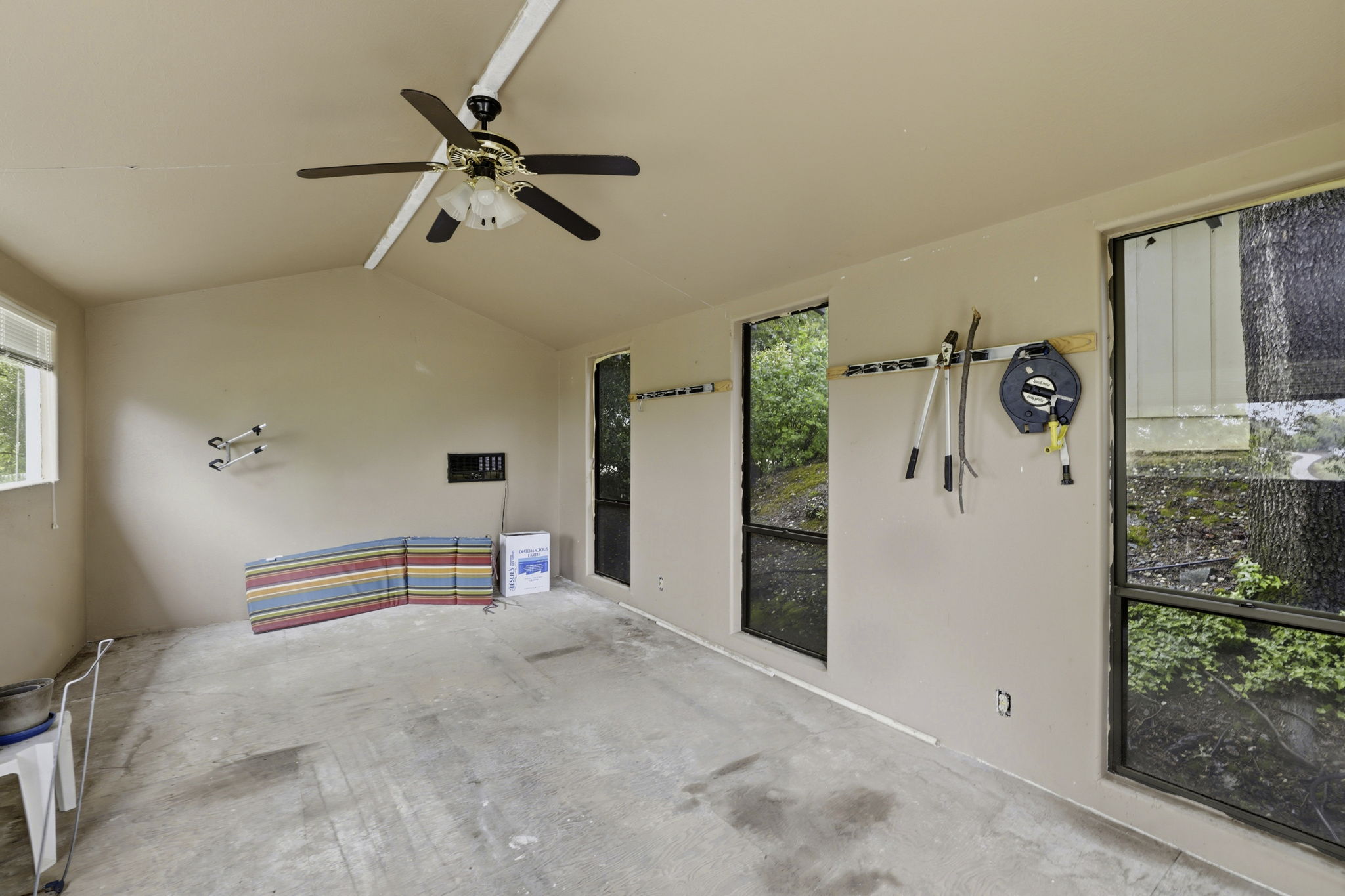 Garden Shed Interior