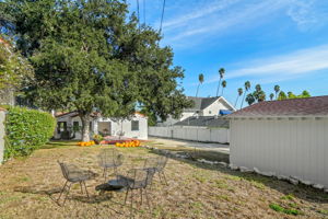 5223 Maywood Avenue-46