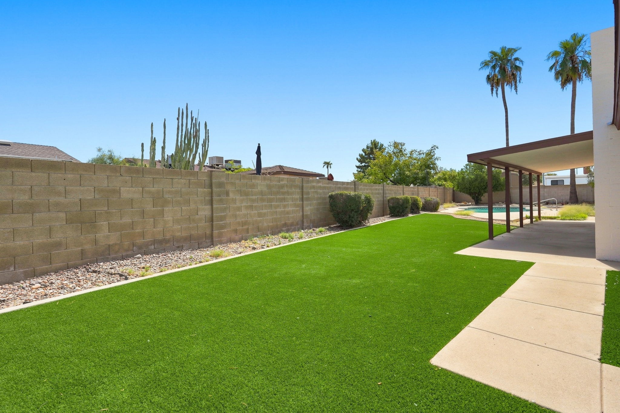  Photo 34