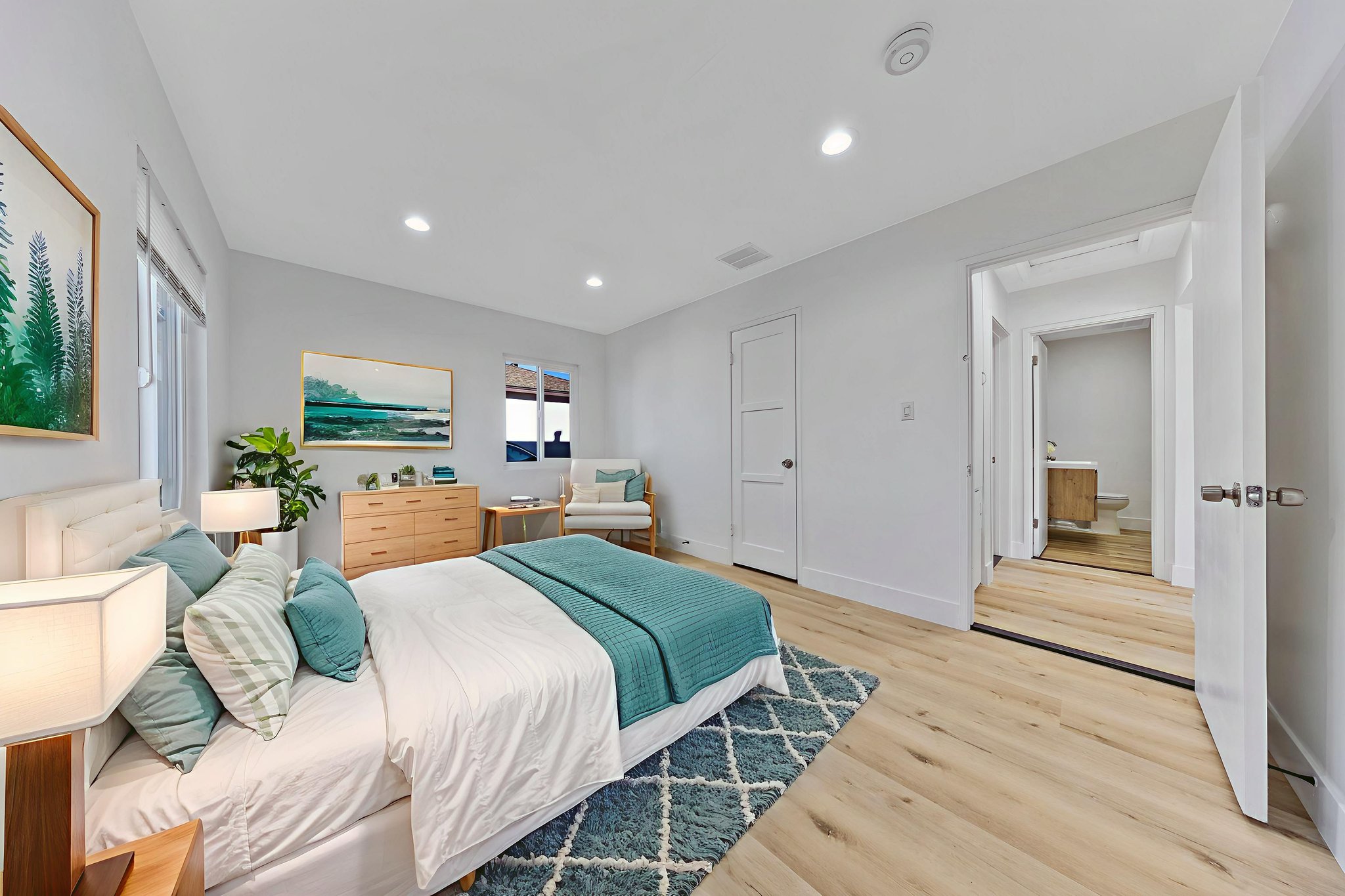 IMG_5848 virtually staged.jpeg