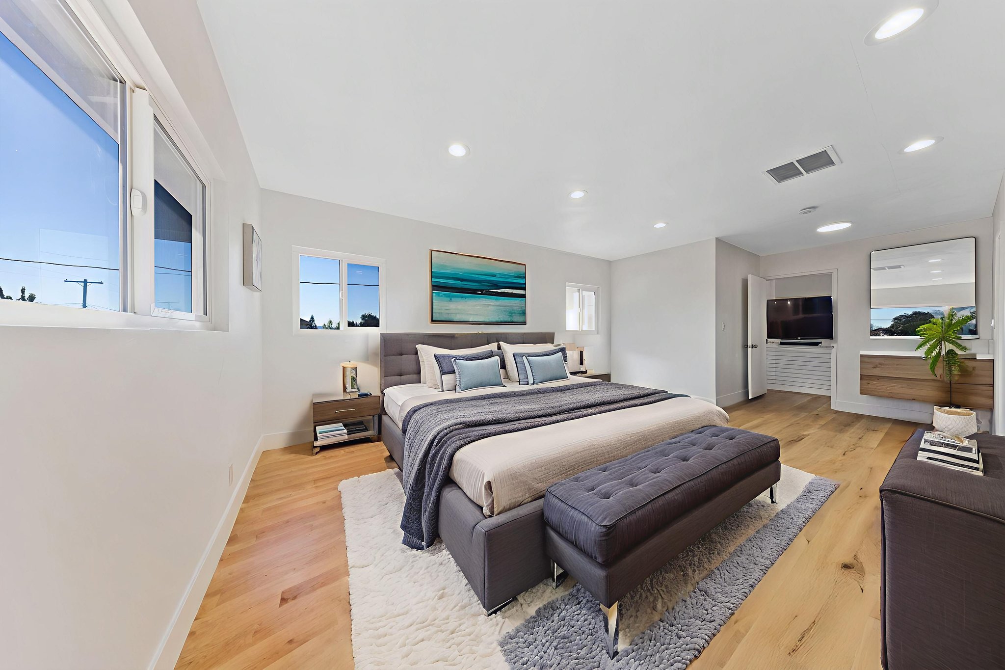 IMG_5905 virtually staged.jpeg