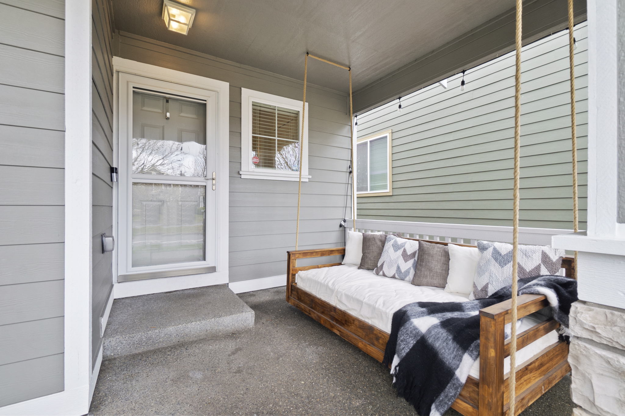 5227 Balustrade Blvd SE, Lacey, WA 98513, USA Photo 2