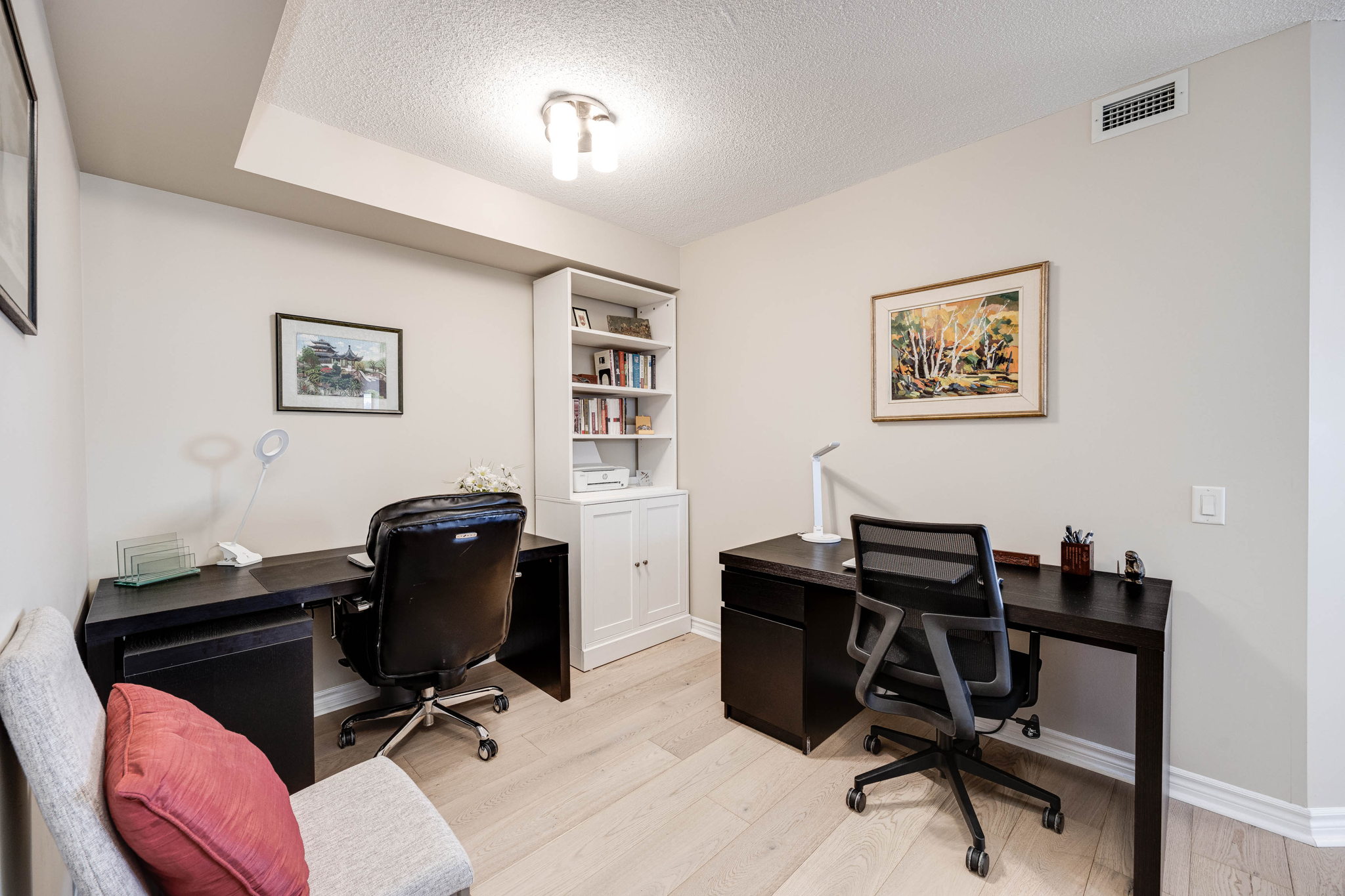 Toronto property showcase — delivered property photograph 25