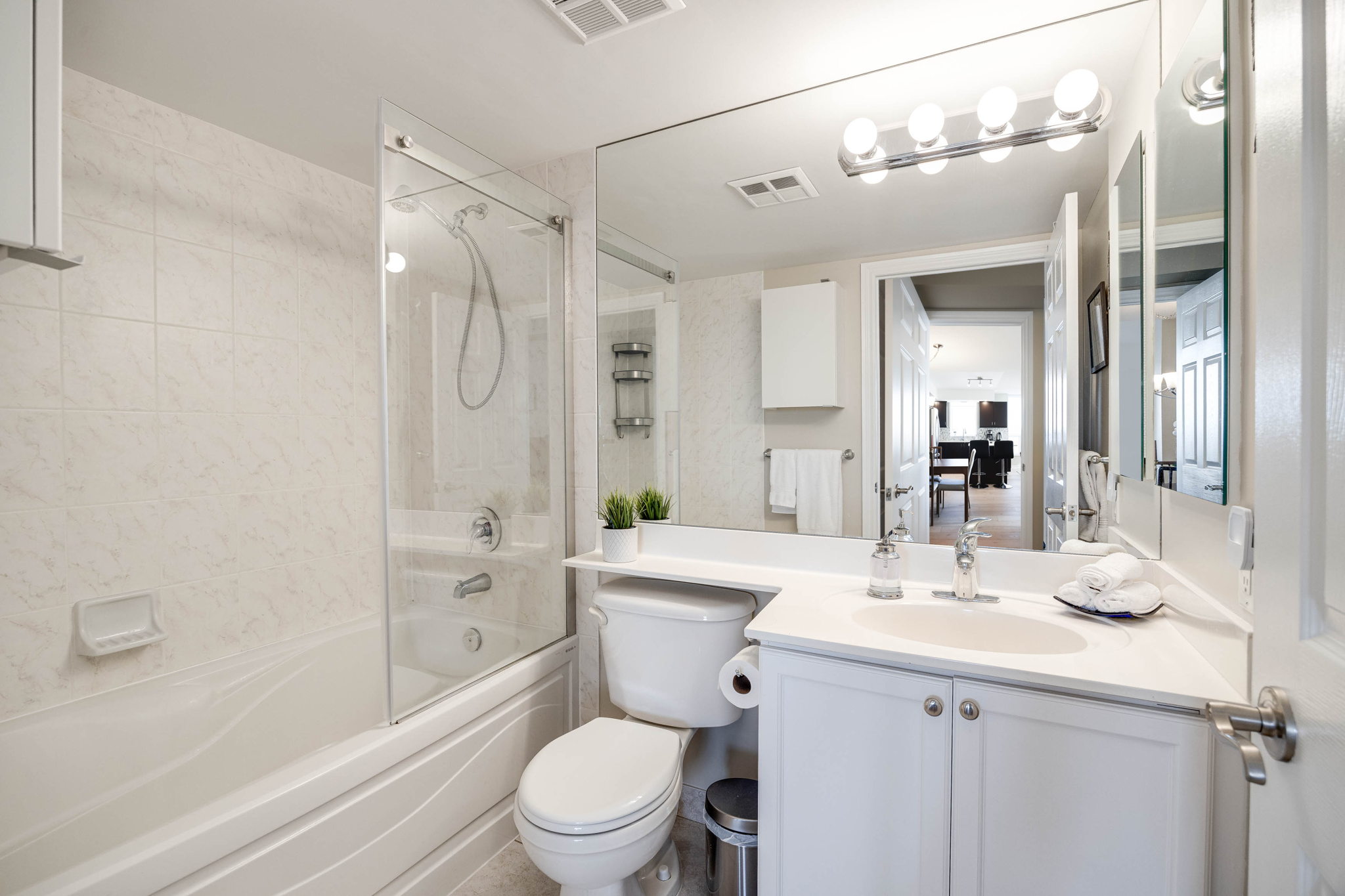 Toronto property showcase — delivered property photograph 23