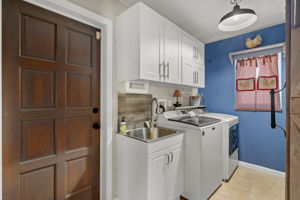 Laundry Room 2