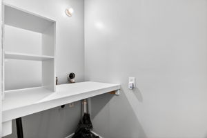 Photo 33