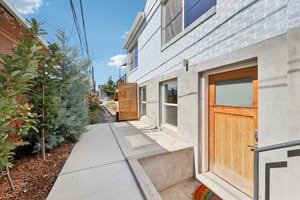 N I St-S0210-037.jpg