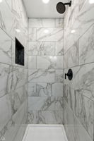 523 N Pleasant Dr - Unit X_013