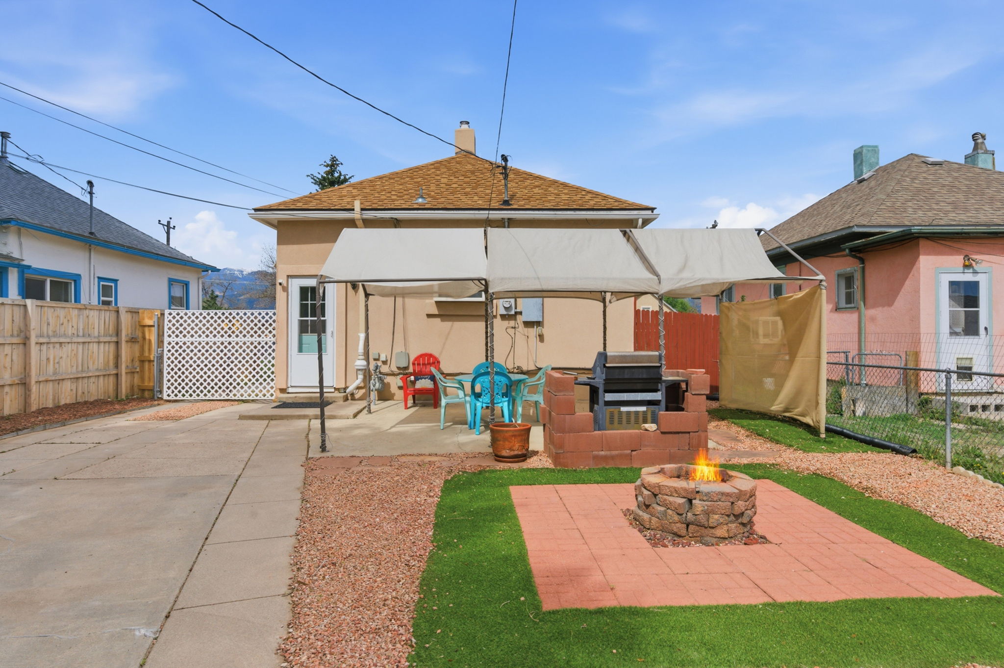  Photo 36