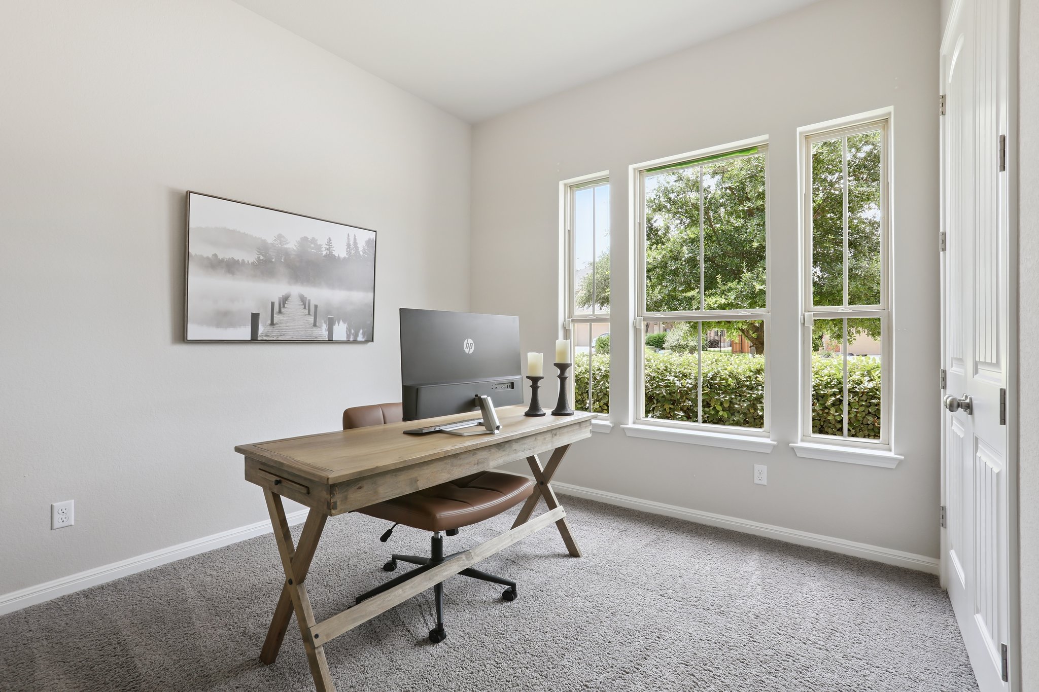 Downstairs office or bedroom