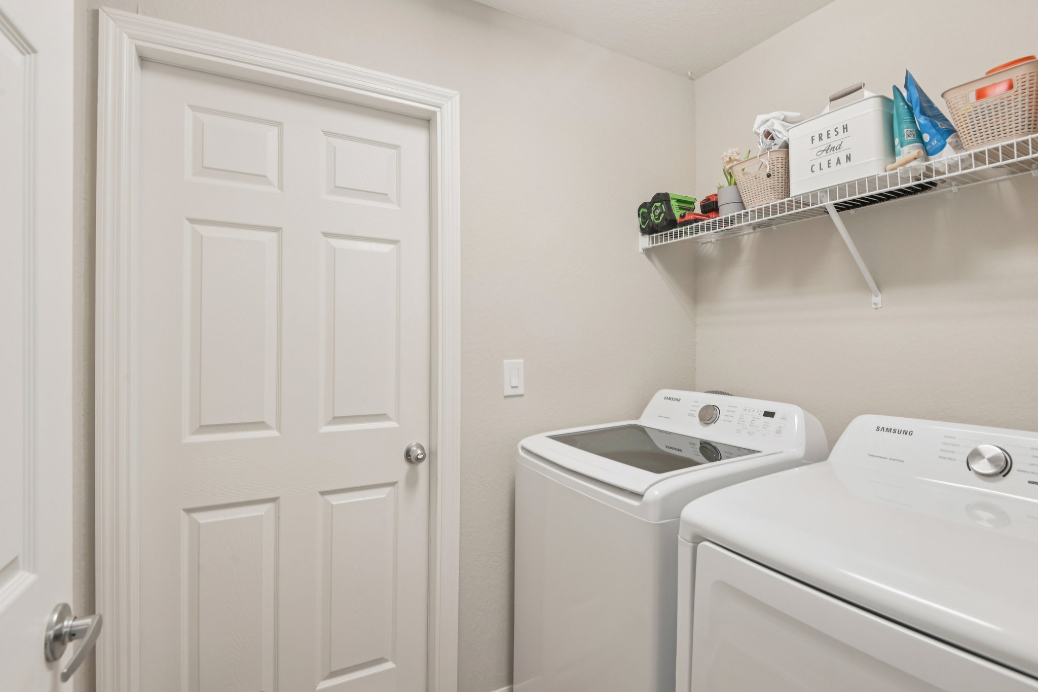 Valentina Ln-S1701-016.jpg