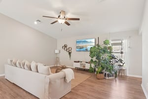 Valentina Ln-S1701-008.jpg