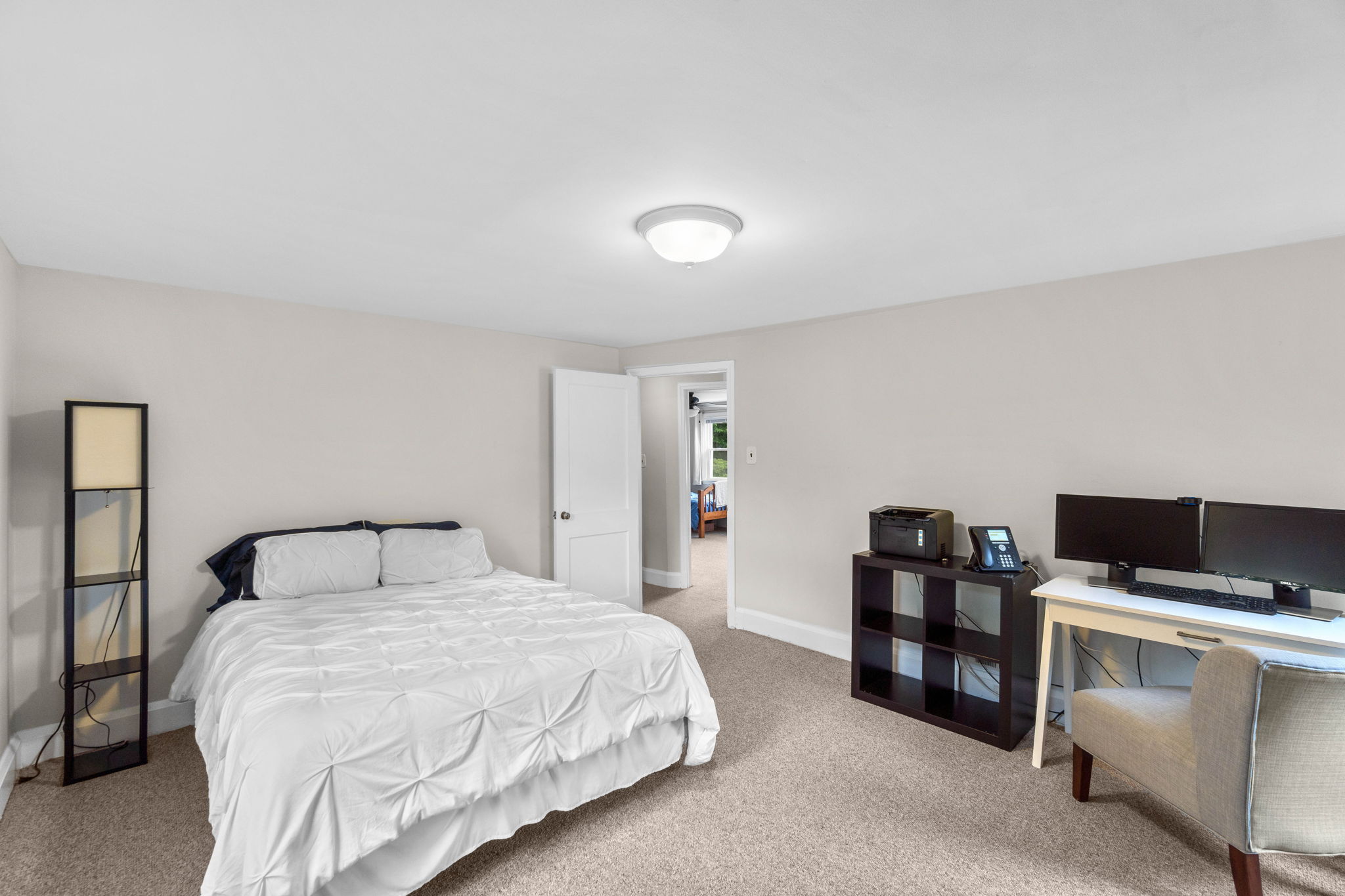 upper bedroom-16