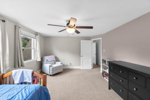 upper bedroom-18