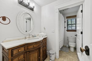  Photo 45